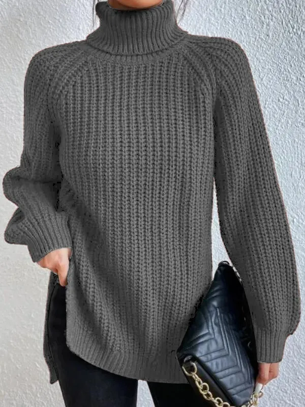 Ribstrikket pullover til kvinder med høj hals og slids - Grå