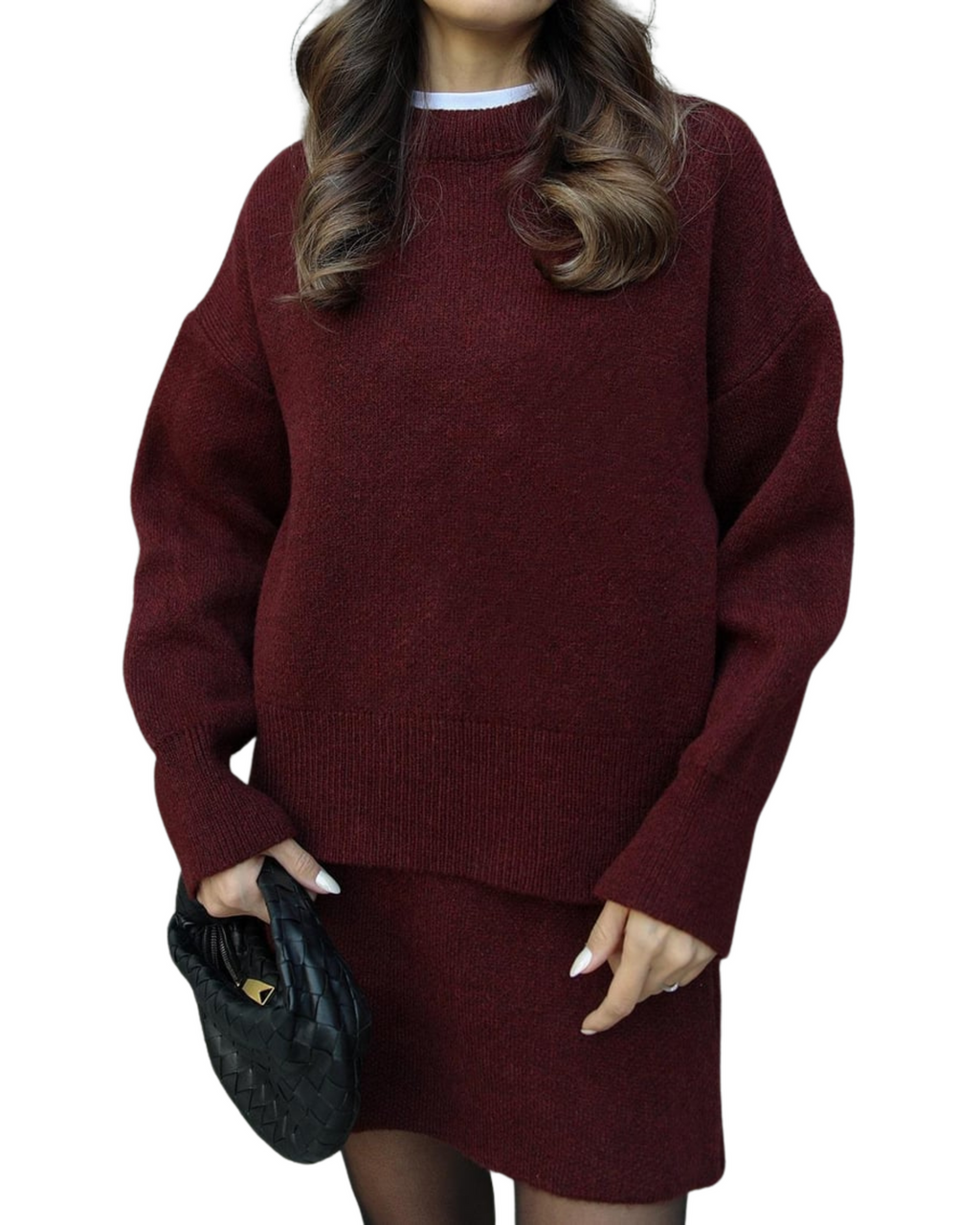 Strikset til kvinder med pullover og kort nederdel